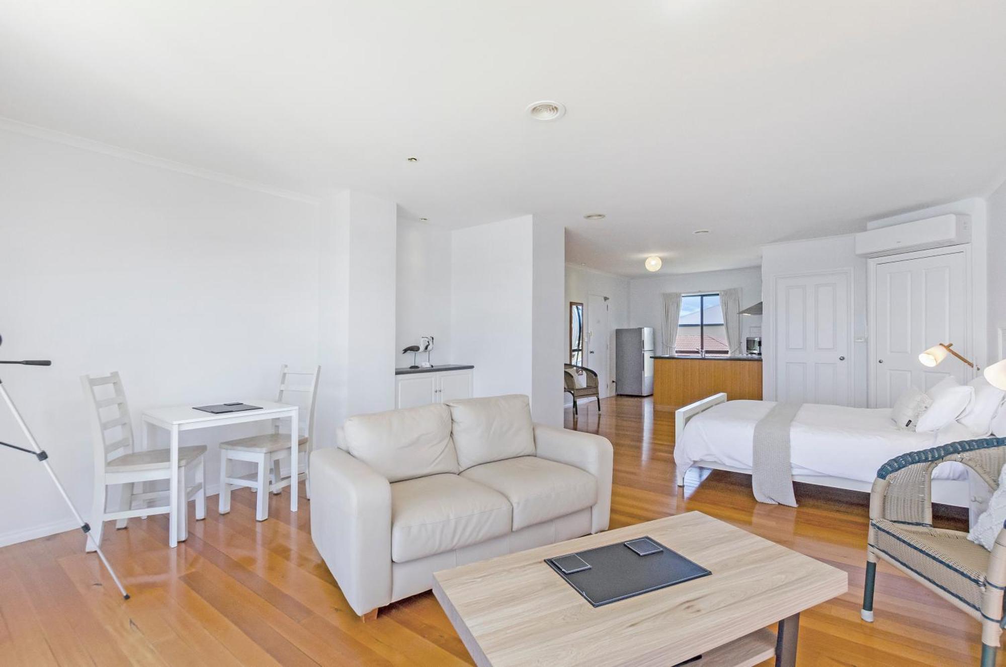 Clifftop Apartments Portland Vic Buitenkant foto